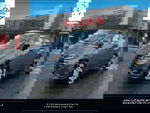 New 2025 Nissan Versa S w/ Trunk Package image 1