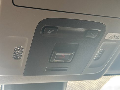 Used 2020 Toyota Camry LE image 26