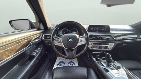 Used 2016 BMW 750i xDrive 750i xDrive image 10