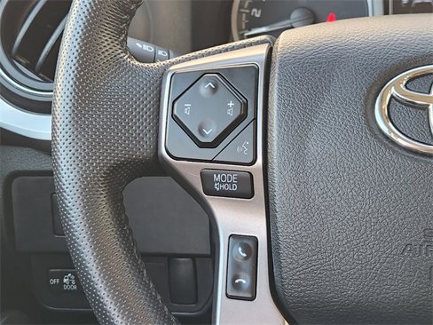 Used 2022 Toyota Tacoma SR5 image 27