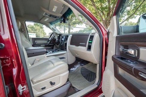 Used 2015 RAM 2500 Laramie w/ Convenience Group image 28