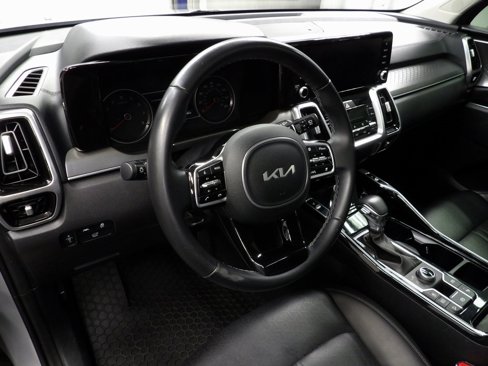 Used 2022 Kia Sorento SX image 44