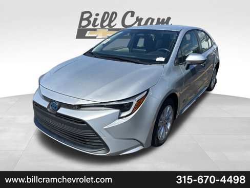 Used 2025 Toyota Corolla LE image 1