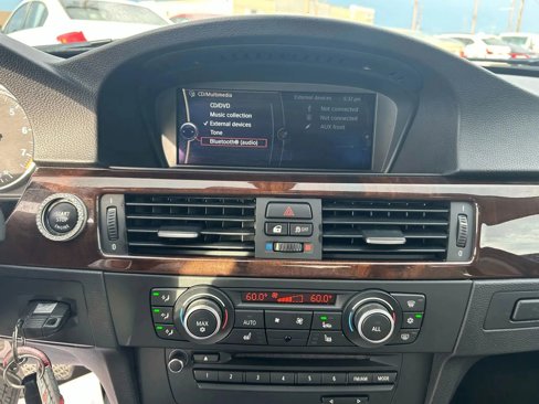 Used 2011 BMW 328i xDrive Sedan image 25