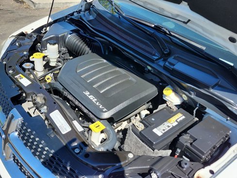 Used 2013 Dodge Grand Caravan SE image 18