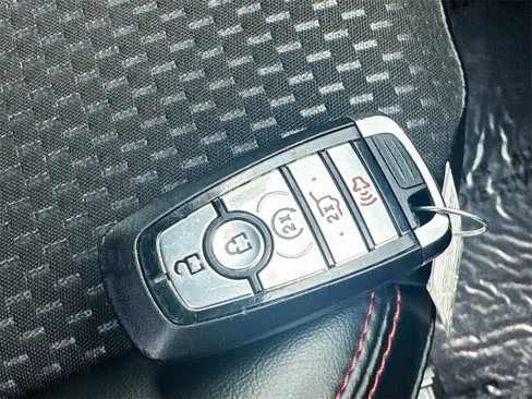 Used 2024 Ford Escape ST-Line image 32