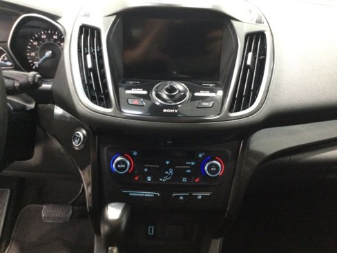 Used 2017 Ford Escape Titanium image 22