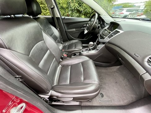 Used 2014 Chevrolet Cruze LTZ image 9
