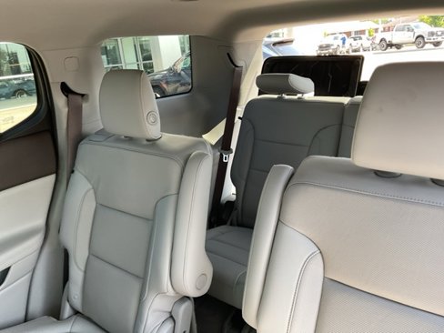 Used 2019 GMC Acadia SLT image 25