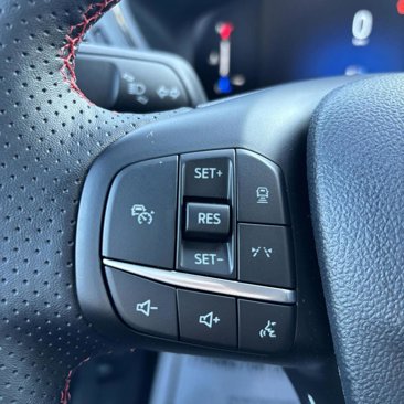 New 2025 Ford Escape ST-Line w/ Tech Pack #1 image 26