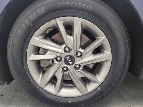 Used 2019 Kia Optima LX image 31