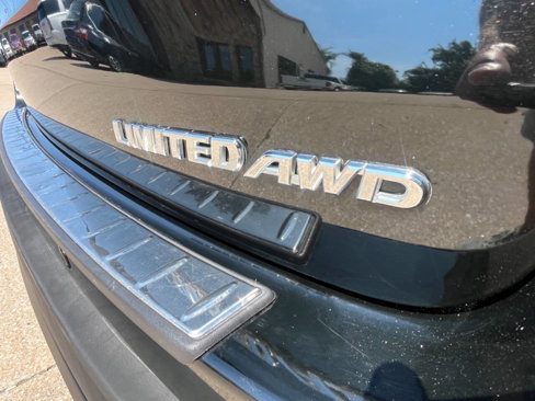 Used 2015 Toyota Highlander Limited image 13