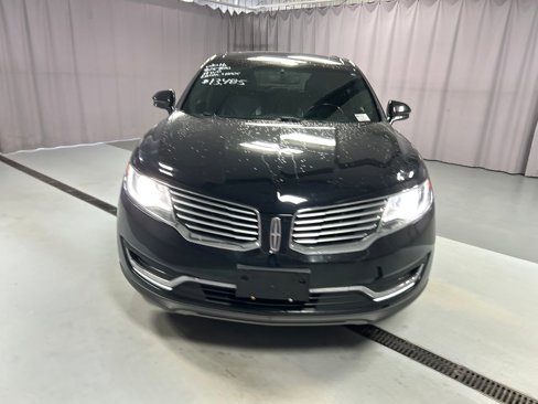 Used 2016 Lincoln MKX Select image 2