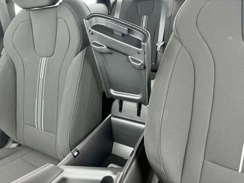 New 2025 Hyundai Elantra Sport image 18