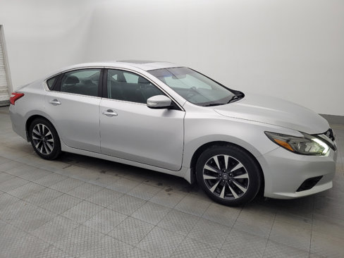 Used 2016 Nissan Altima 2.5 SL w/ 2.5 Technology w/LED Package image 11
