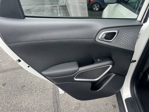 Used 2025 Kia Soul S image 24