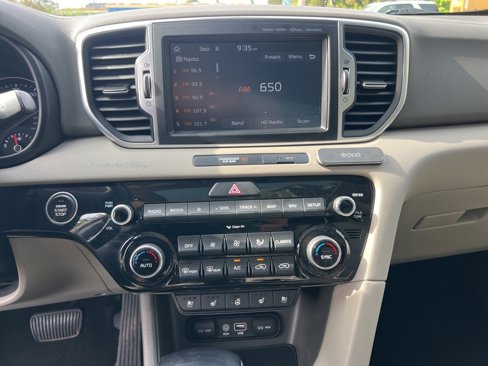 Used 2019 Kia Sportage EX w/ Option Group 040 image 17