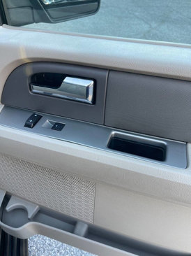 Used 2014 Ford Expedition XL image 39