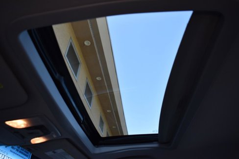 Used 2015 Toyota Sienna XLE image 26
