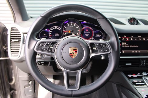 Used 2023 Porsche Cayenne image 21