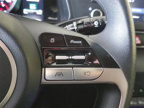 Certified 2023 Hyundai Elantra SEL w/ Preferred Accessory Package image 17