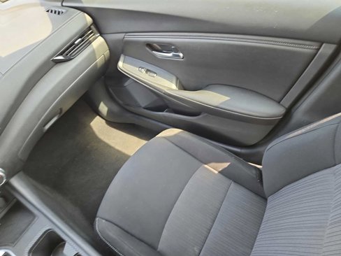 Used 2023 Nissan Sentra SV image 25