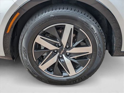 Used 2022 Kia Sorento S w/ Panoramic Sunroof Package image 25