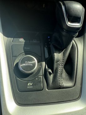 Used 2019 Toyota RAV4 XSE image 12