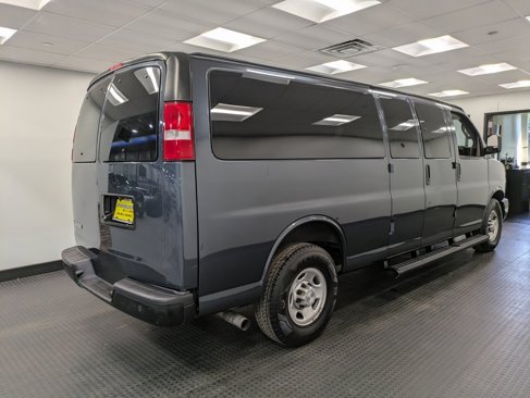 Used 2019 Chevrolet Express 3500 LS image 4