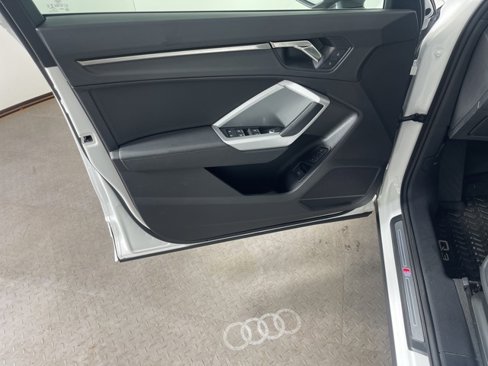 Used 2022 Audi Q3 2.0T Premium w/ Convenience Package image 18