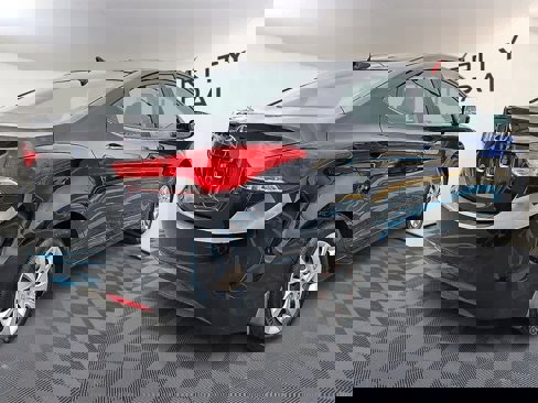 Used 2013 Hyundai Elantra GLS image 4