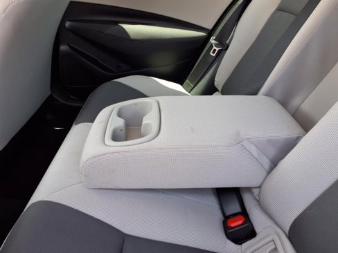 Used 2025 Toyota Corolla LE image 35