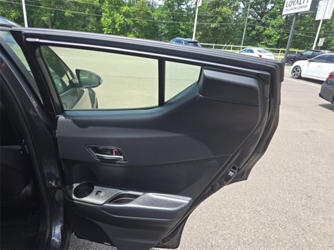 Used 2022 Toyota C-HR Nightshade image 30