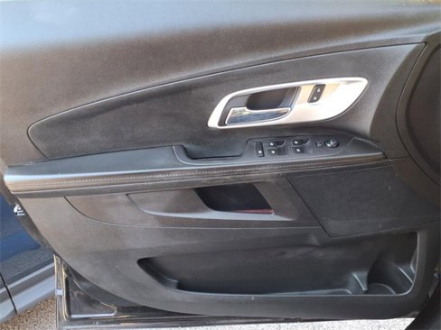 Used 2017 Chevrolet Equinox LS image 16