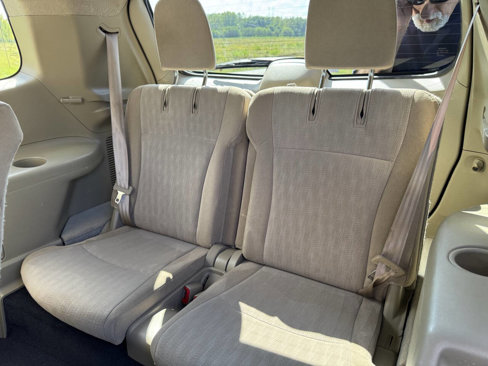 Used 2013 Toyota Highlander Plus image 35