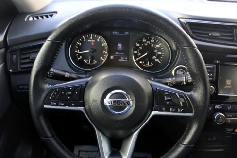 Used 2020 Nissan Rogue SV image 21