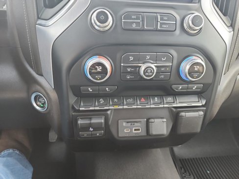 Used 2021 GMC Sierra 1500 SLT w/ X31 Off-Road Package image 11