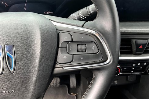 Used 2024 Buick Encore GX Sport Touring image 12