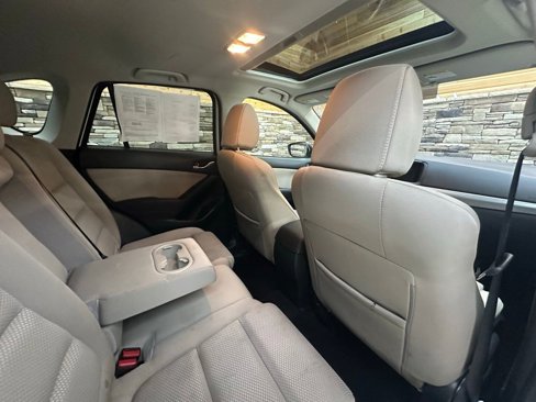 Used 2016 MAZDA CX-5 Touring w/ Bose/Moonroof Package image 29
