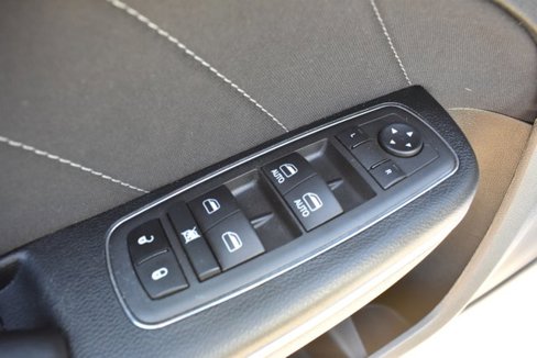 Used 2022 Dodge Charger SXT image 12