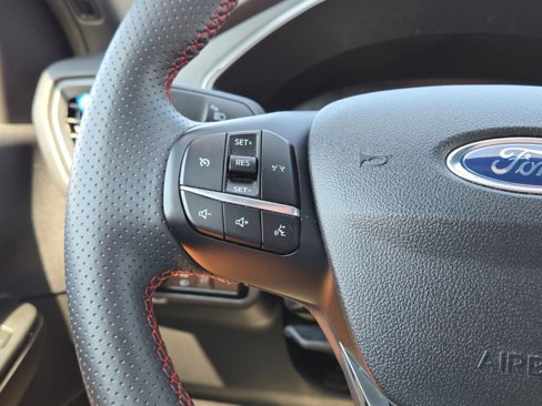 Used 2023 Ford Escape ST-Line Select image 31