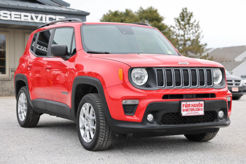 Used 2023 Jeep Renegade Latitude w/ Premium Group image 7