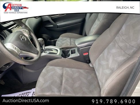 Used 2016 Nissan Rogue S image 21