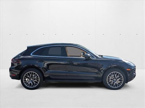 Used 2015 Porsche Macan S image 4