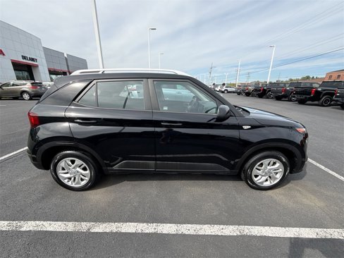 Used 2020 Hyundai Venue SEL w/ Convenience Package image 9