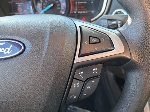 Used 2019 Ford Fusion SE image 20