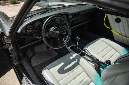 Used 1992 Porsche 911 Carrera image 32