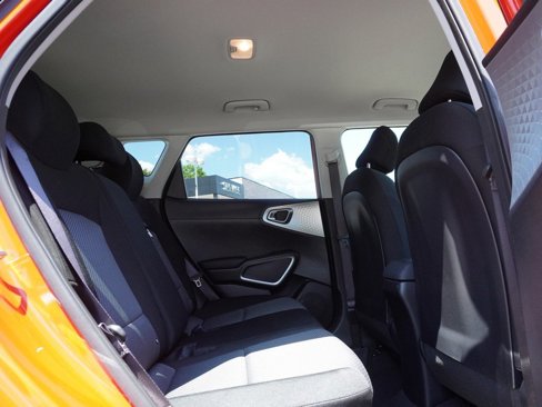 Used 2023 Kia Soul LX w/ LX Technology Package image 34