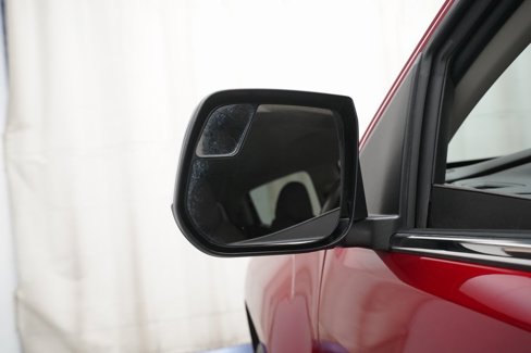 Certified 2022 GMC Canyon Denali image 23