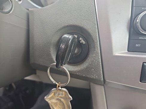 Used 2009 Chrysler Sebring Touring w/ Special Touring Group image 20